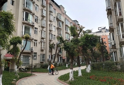 一到高峰期就没水 成都多个小区为啥闹水荒